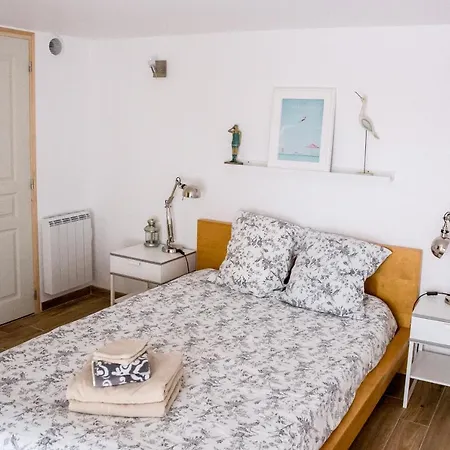 Апартаменты Soleil Couchant - Climatise Appartement 4 Pers Plus Bebe - 2 Pieces Proche Mer