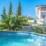Appartement Les Grillons - Appartement 4 pers plus bébé - 2 pièces proche Mer *